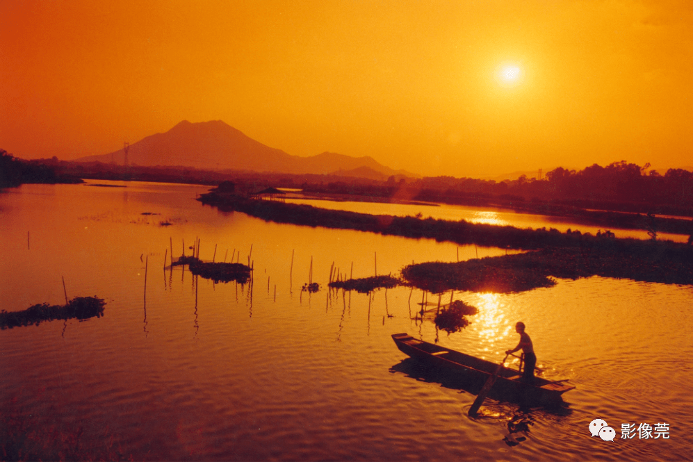 【泛亚电竞官网】
寻人！2001年到场过这个开镜仪式的影友荟萃啦(图22)